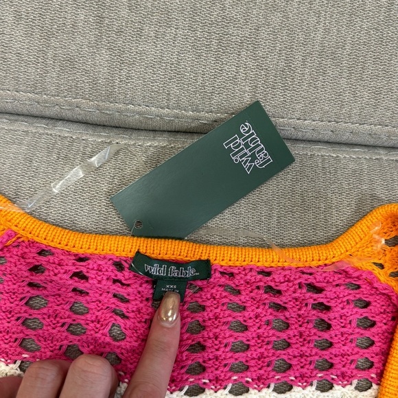 NWT Colorful Crochet Top - Picture 5 of 6